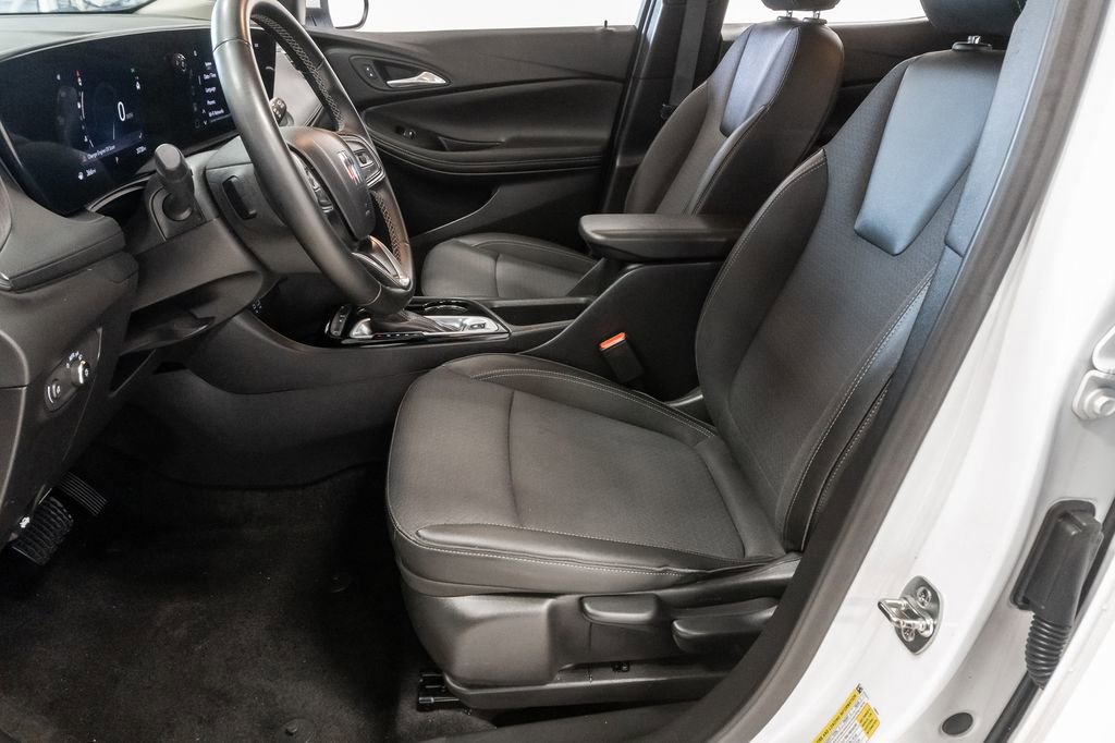 Used 2025 Buick Encore GX Preferred FWD image 10