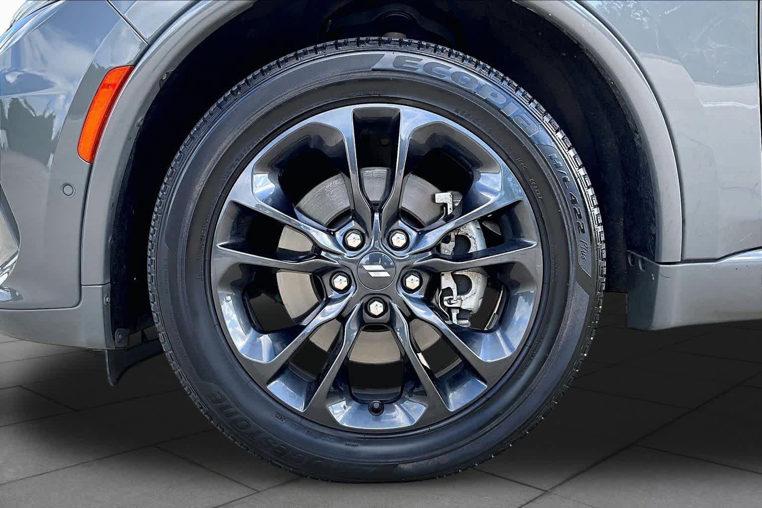 Used 2023 Dodge Durango R/T AWD/4WD image 11