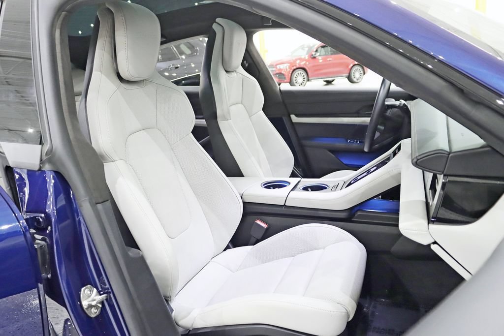Used 2020 Porsche Taycan Turbo AWD/4WD image 32