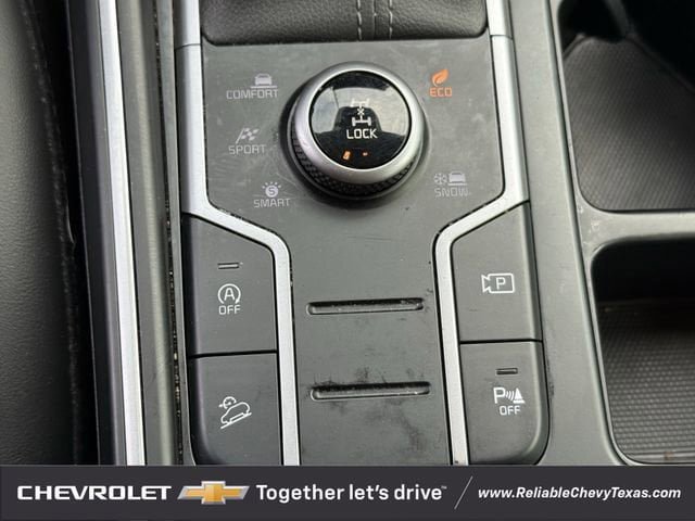 Used 2023 Kia Sorento S image 18