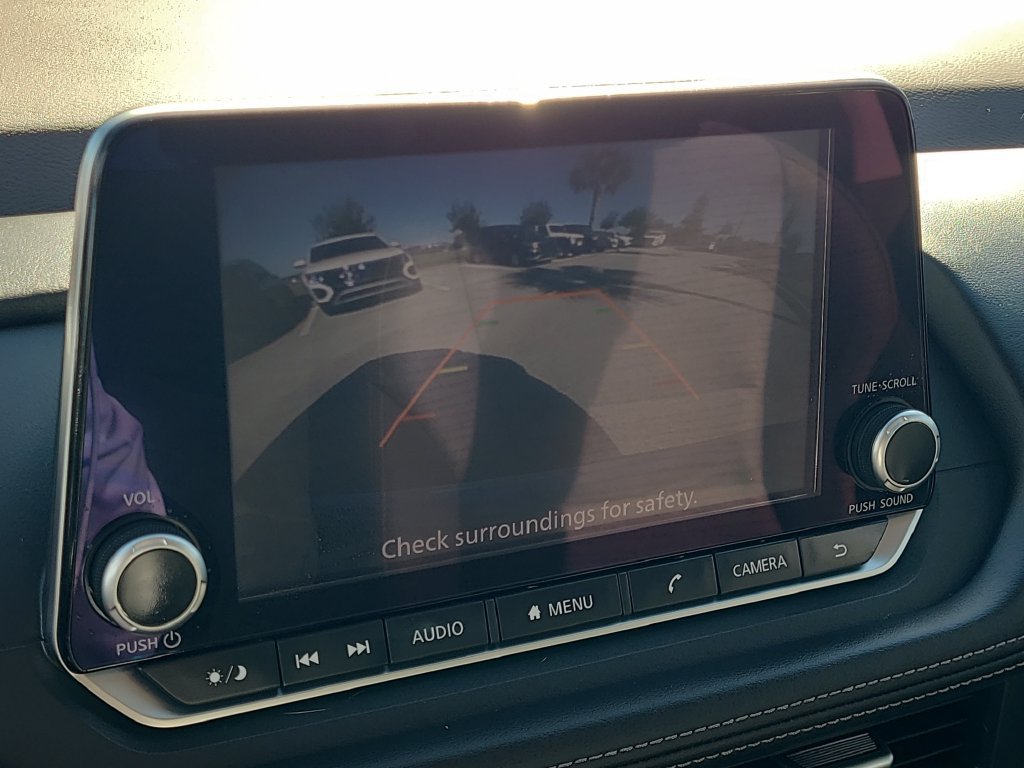 Used 2023 Nissan Rogue SV FWD image 27