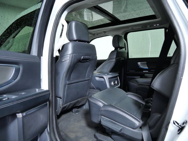 Certified 2025 Ford Expedition Max Platinum AWD/4WD image 15