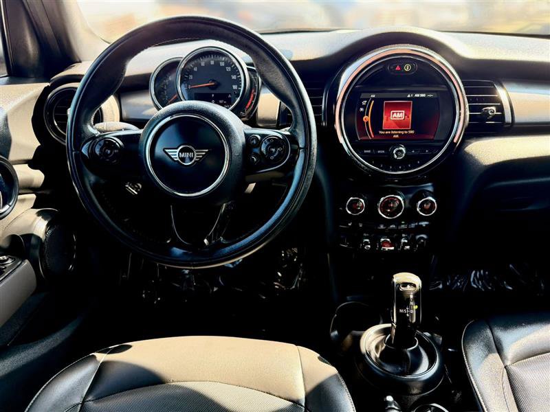 Used 2021 MINI Cooper 4-Door Hardtop FWD image 33