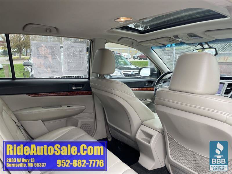 Used 2012 Subaru Outback 2.5i Limited AWD/4WD image 16