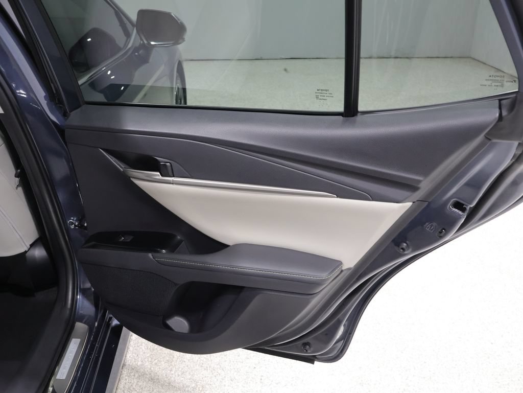 Used 2026 Toyota Camry XLE w/ Premium Plus Package FWD image 22