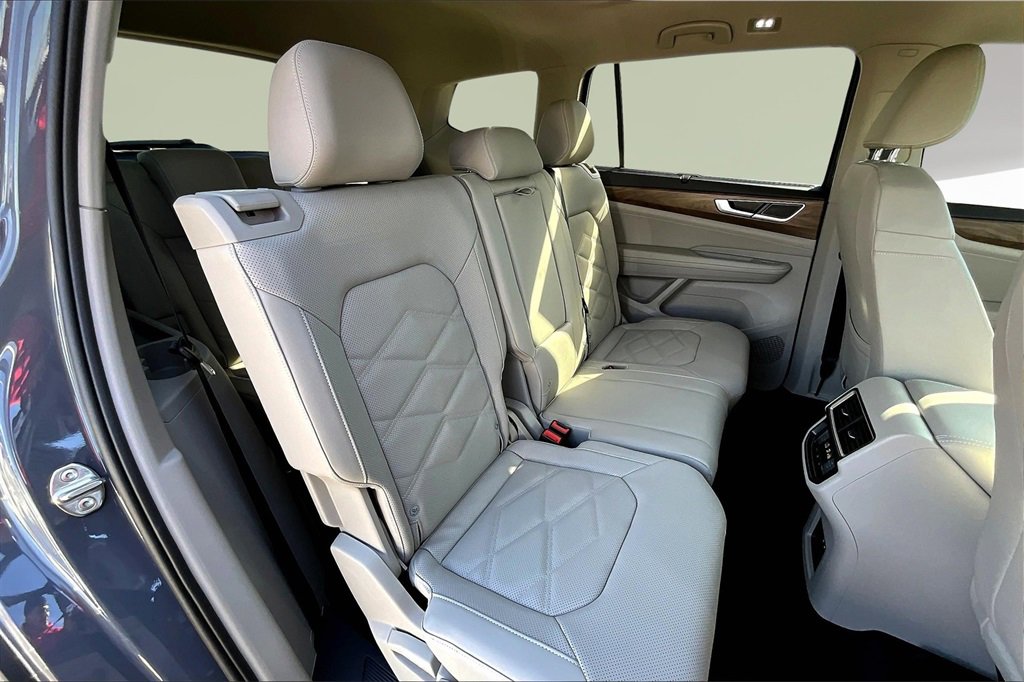 New 2026 Volkswagen Atlas SE image 10