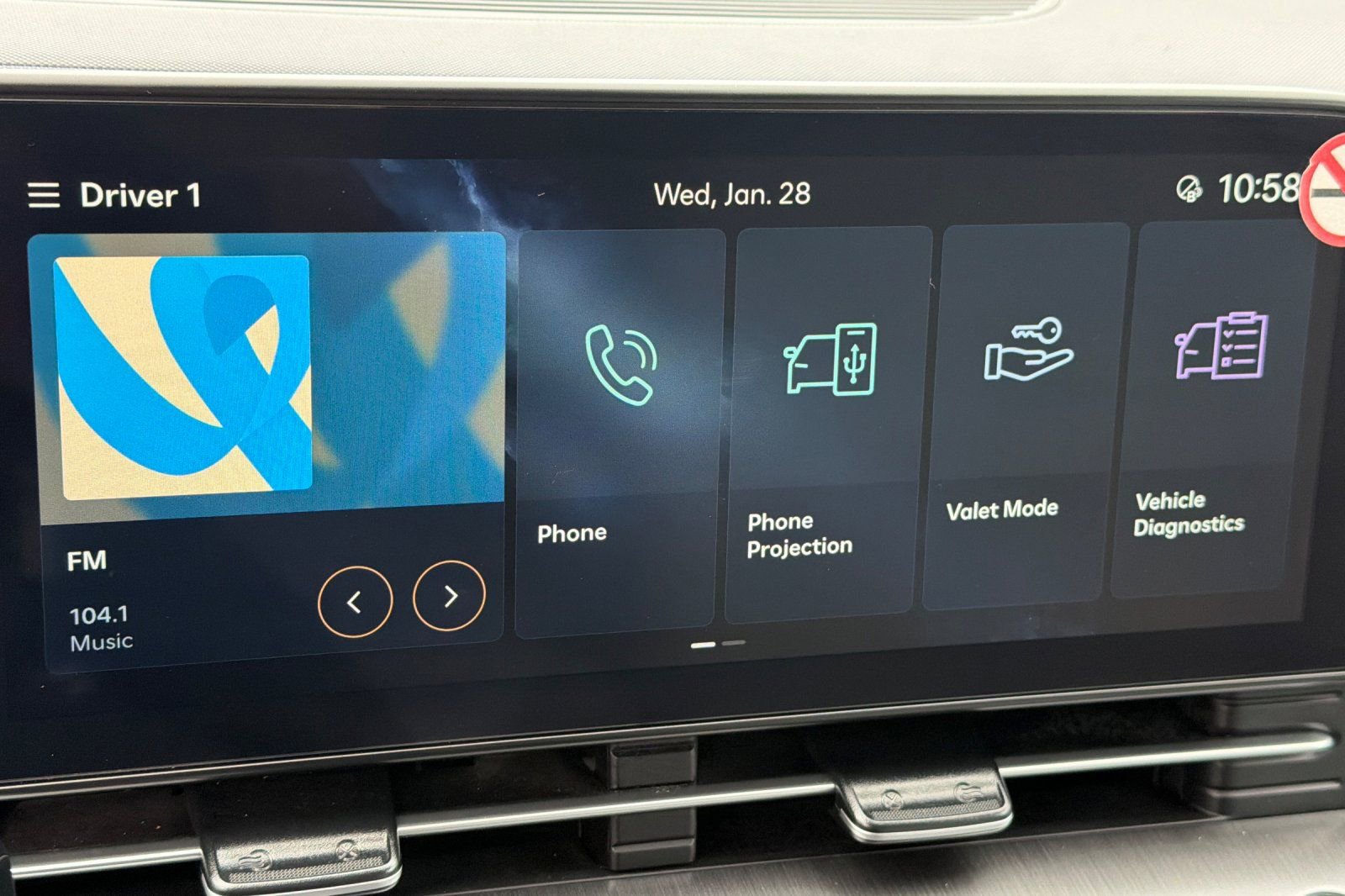 Used 2024 Hyundai Kona SEL image 25