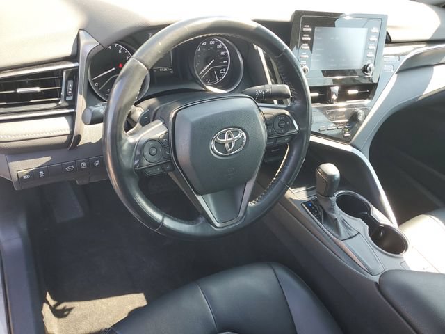 Used 2022 Toyota Camry SE FWD image 17