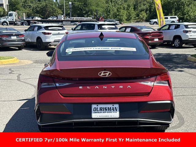 Used 2025 Hyundai Elantra SEL FWD image 4