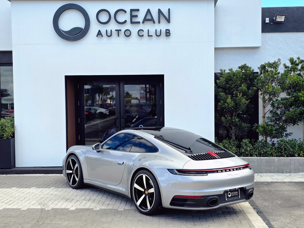 Used 2023 Porsche 911 Carrera w/ Premium Package RWD image 4