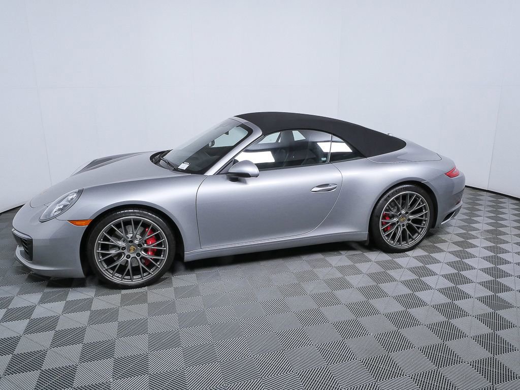 Certified 2019 Porsche 911 Carrera S image 2