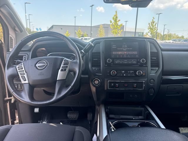 Certified 2024 Nissan Titan SV w/ SV Convenience Package RWD image 16