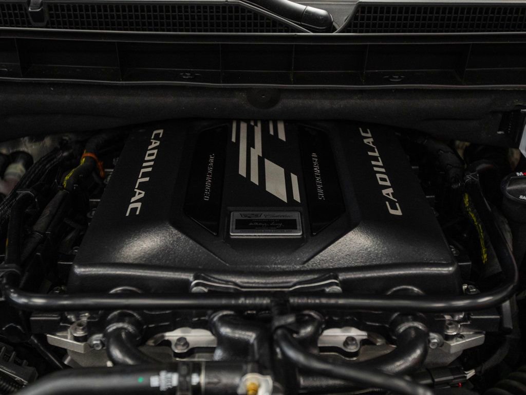 Used 2025 Cadillac Escalade V image 6