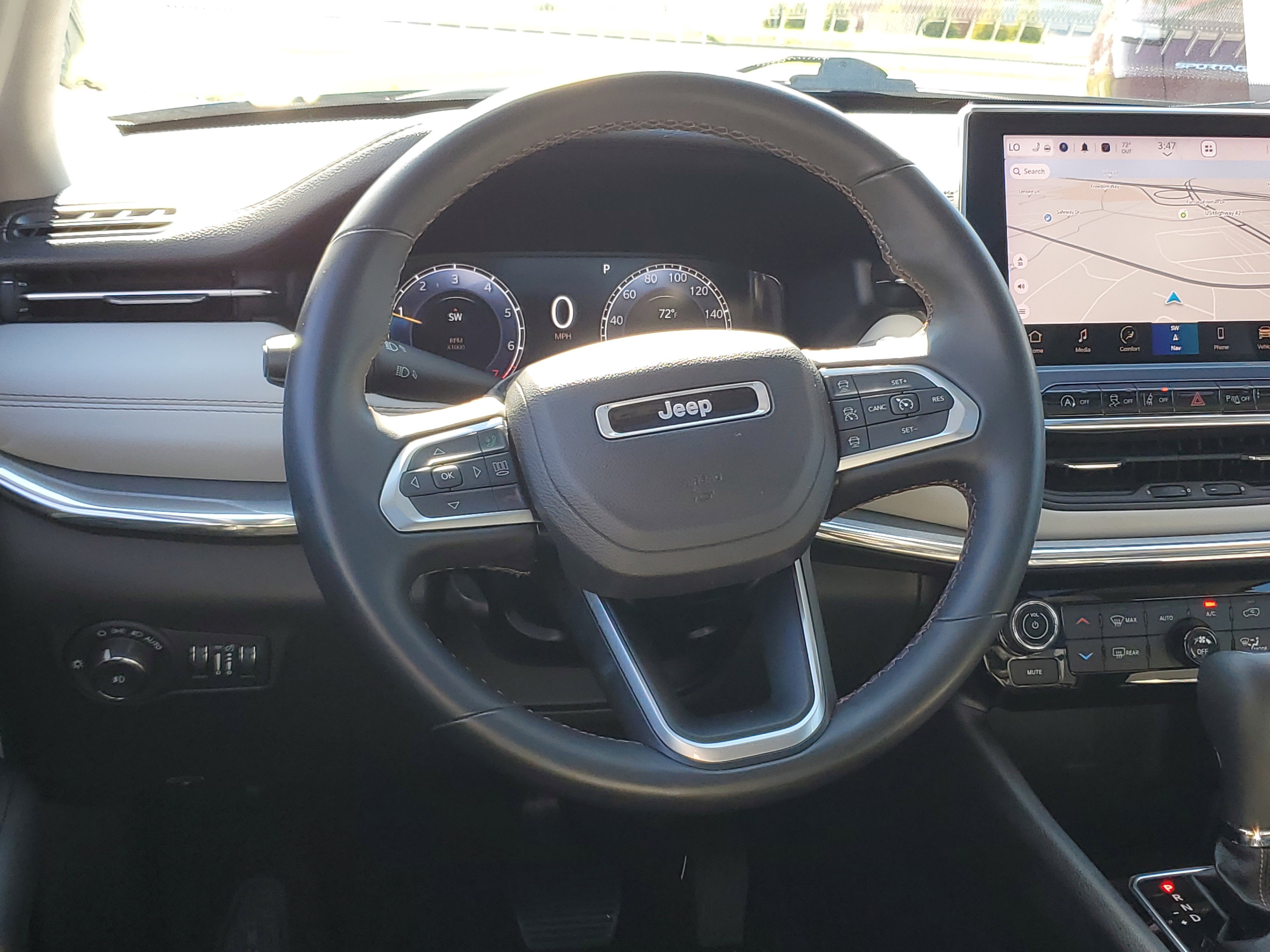 Used 2022 Jeep Compass Limited w/ Elite Group AWD/4WD image 8