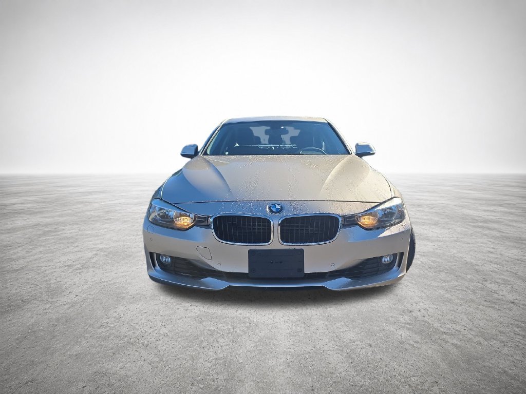 Used 2015 BMW 328i xDrive Sedan AWD/4WD image 3