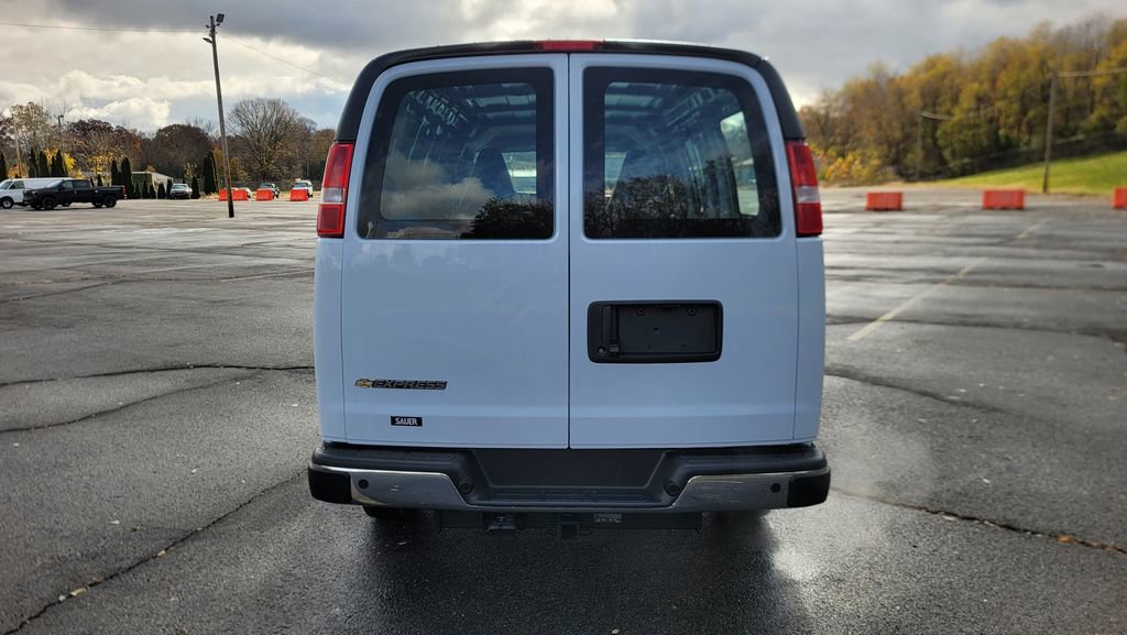 New 2025 Chevrolet Express 2500 w/ Communications Package image 10