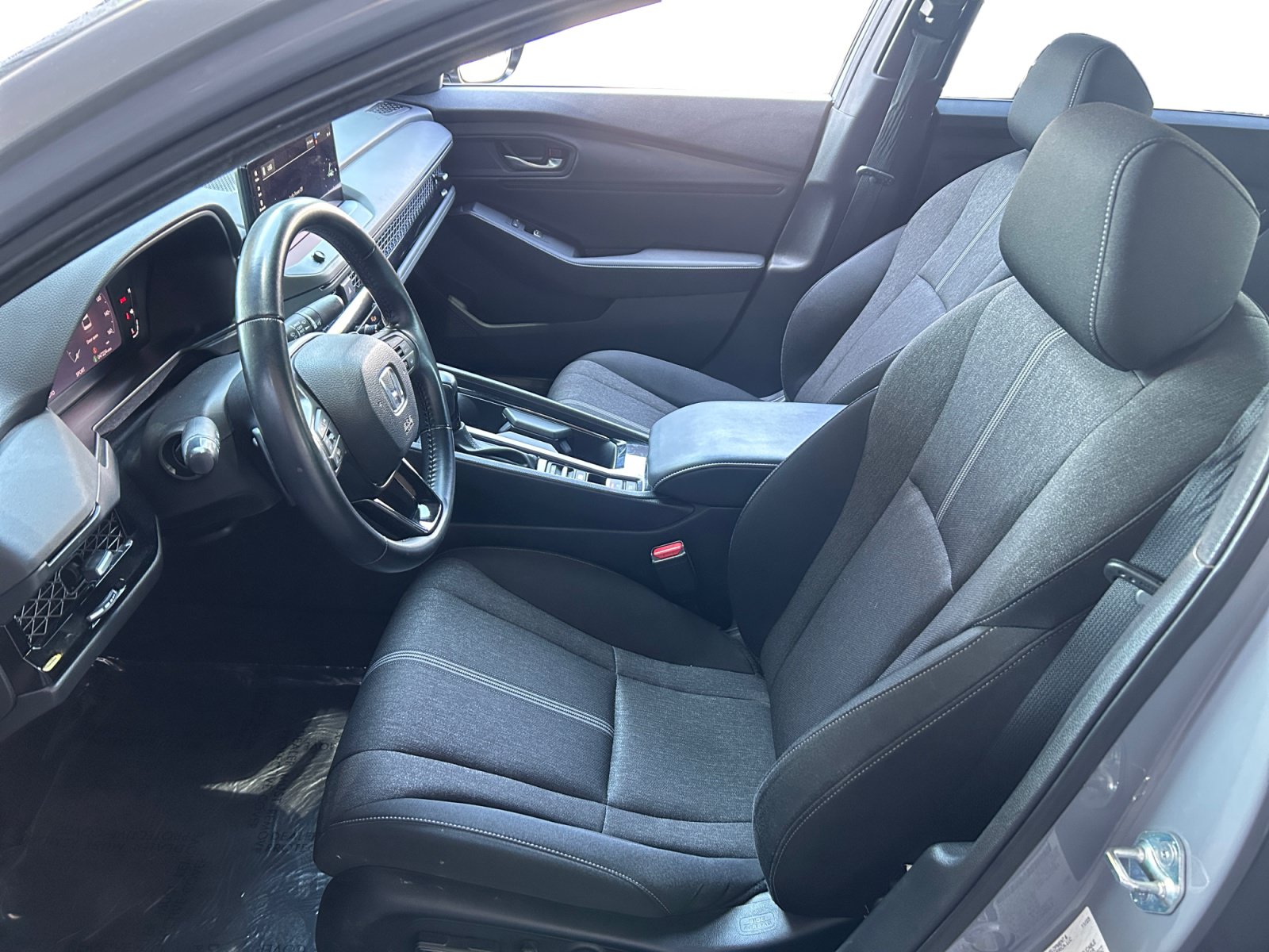 Used 2024 Honda Accord Sport image 9