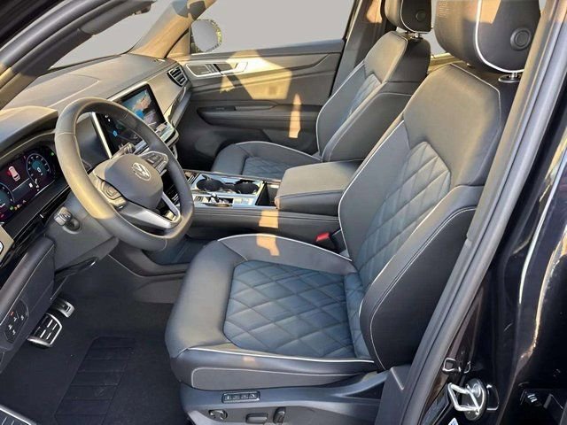 New 2026 Volkswagen Atlas Cross Sport SEL Premium R-Line image 7