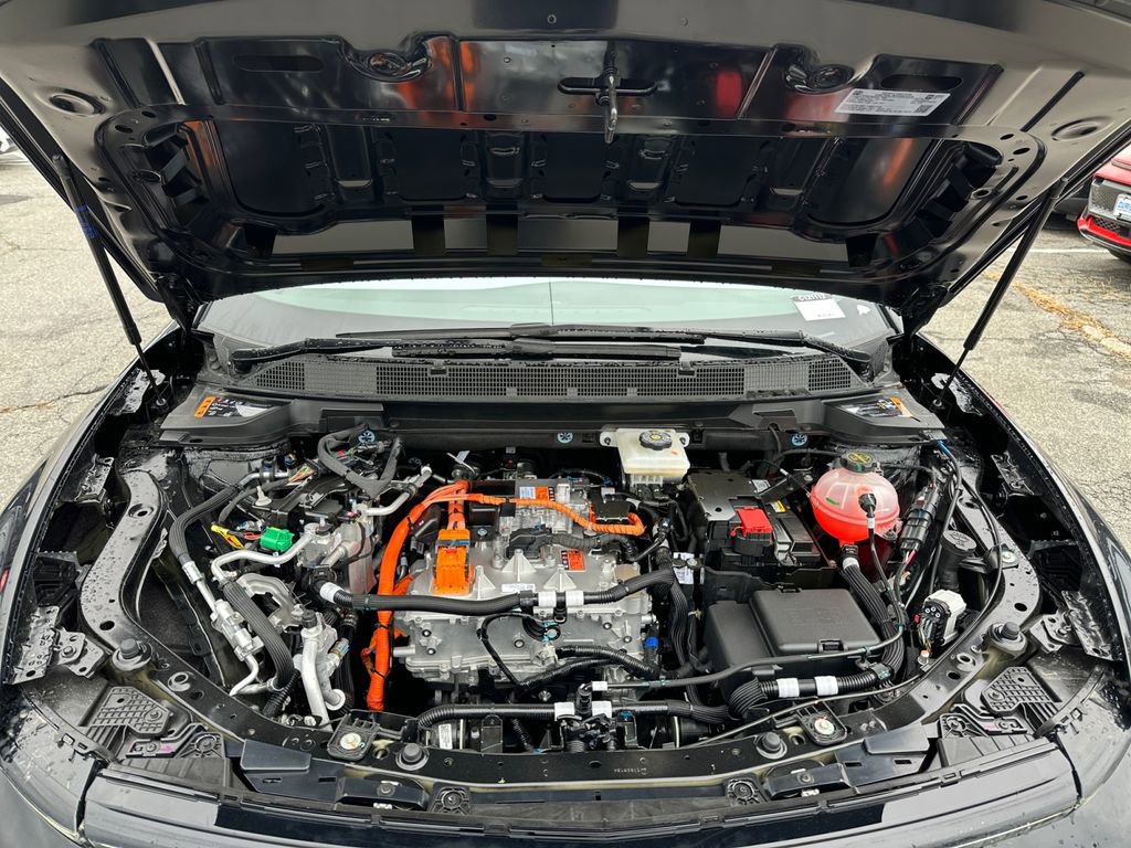 New 2026 Chevrolet Equinox EV LT image 23