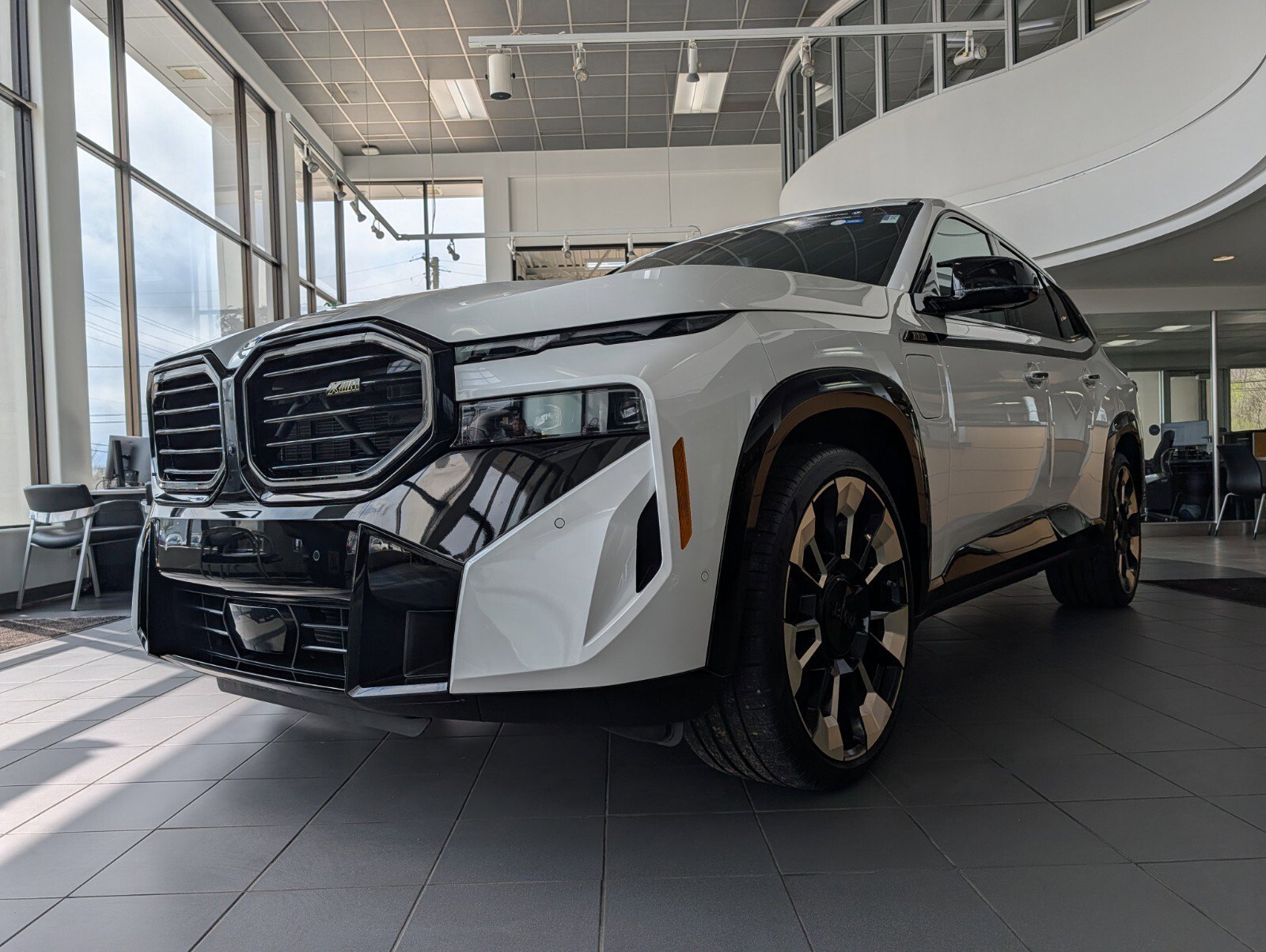 Certified 2024 BMW XM AWD/4WD image 6