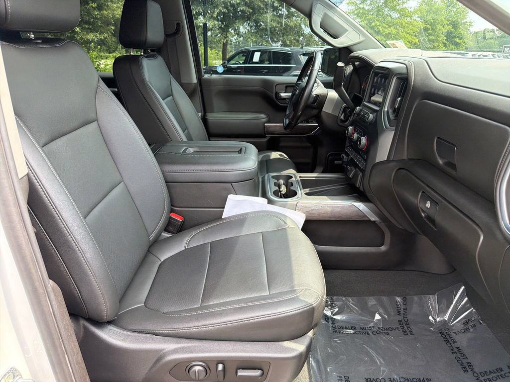 Used 2021 Chevrolet Silverado 1500 LTZ w/ LTZ Premium Package AWD/4WD image 13