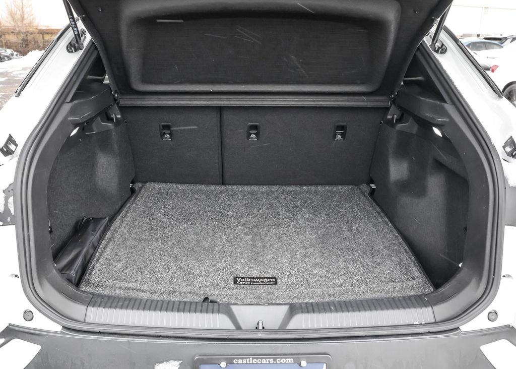 Used 2023 Volkswagen ID.4 Pro image 30