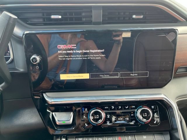 New 2026 GMC Sierra 3500 Denali Ultimate w/ LPO, Black Badging Package AWD/4WD image 34