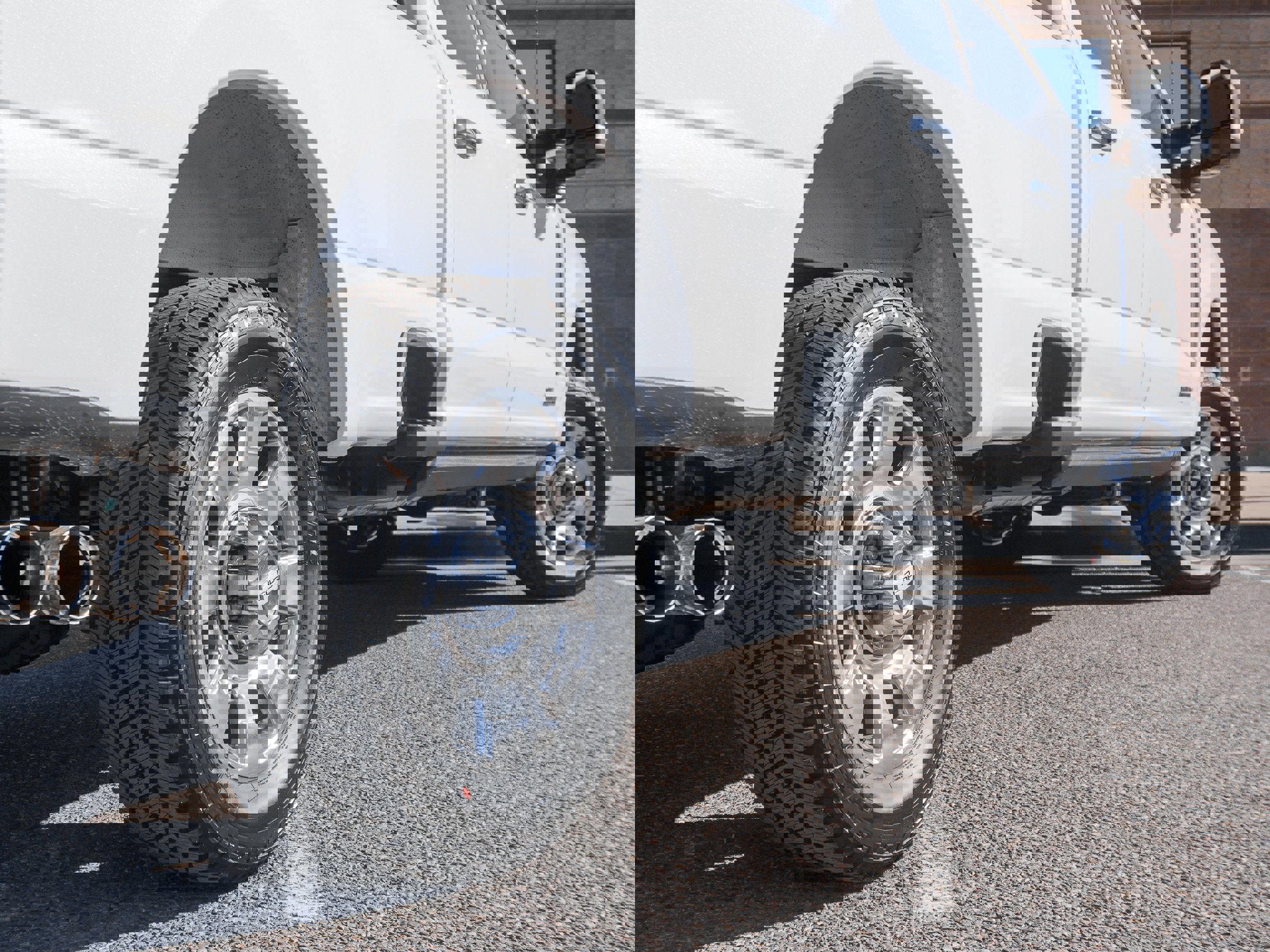 New 2026 Ford F350 Lariat w/ Lariat Ultimate Package image 9