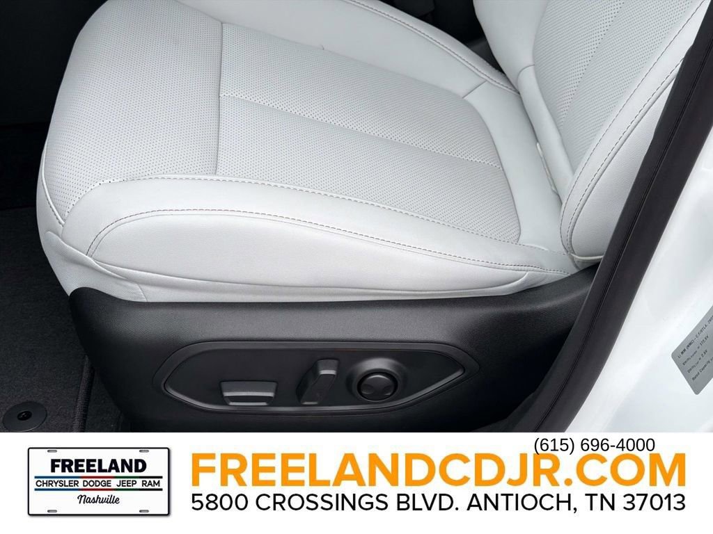 New 2026 Jeep Cherokee Limited image 22