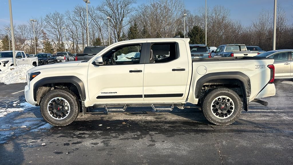New 2025 Toyota Tacoma TRD Off-Road AWD/4WD image 4