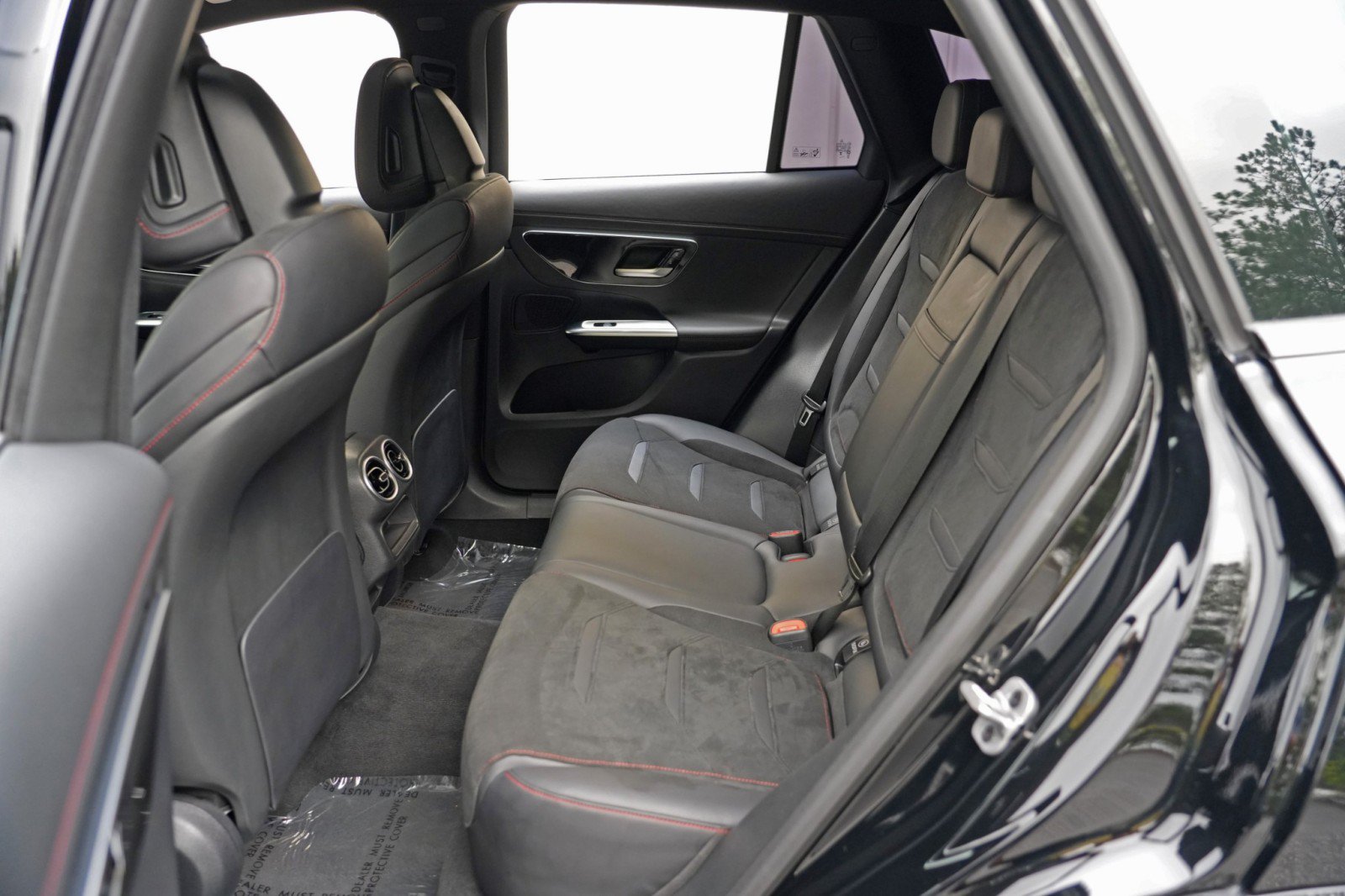 Used 2024 Mercedes-Benz GLC 43 AMG 4MATIC image 51