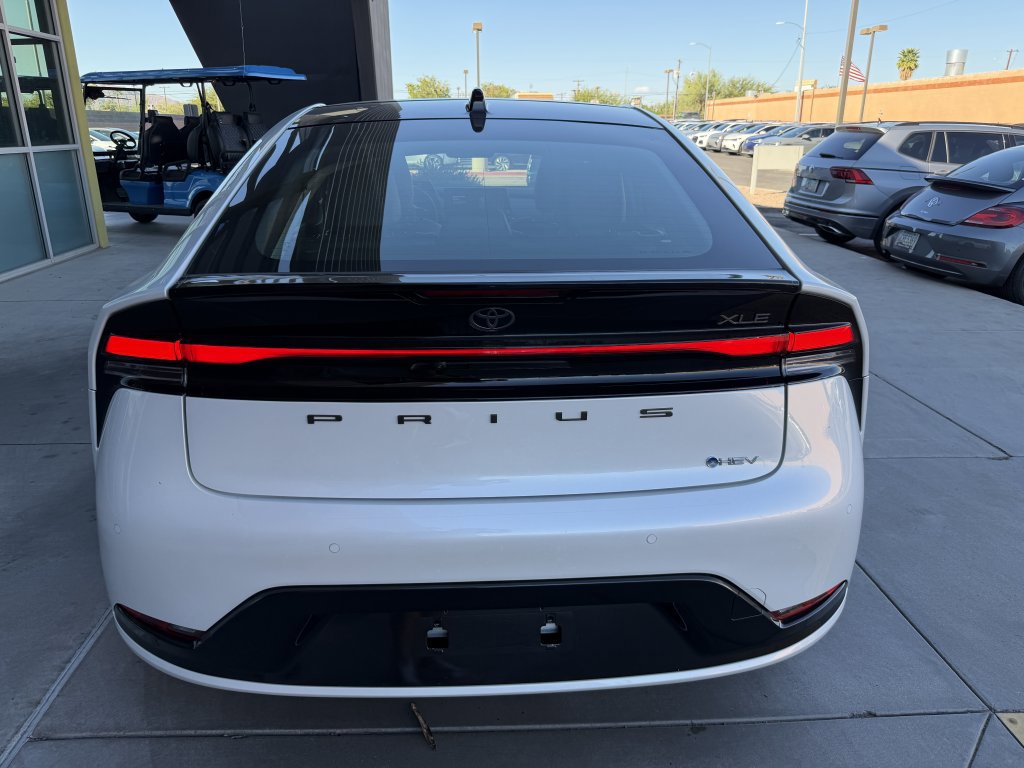 Used 2024 Toyota Prius XLE image 13