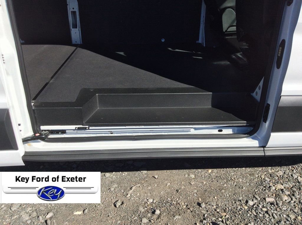 New 2025 Ford Transit 250 148 Medium Roof w/ Load Area Protection Package RWD image 30