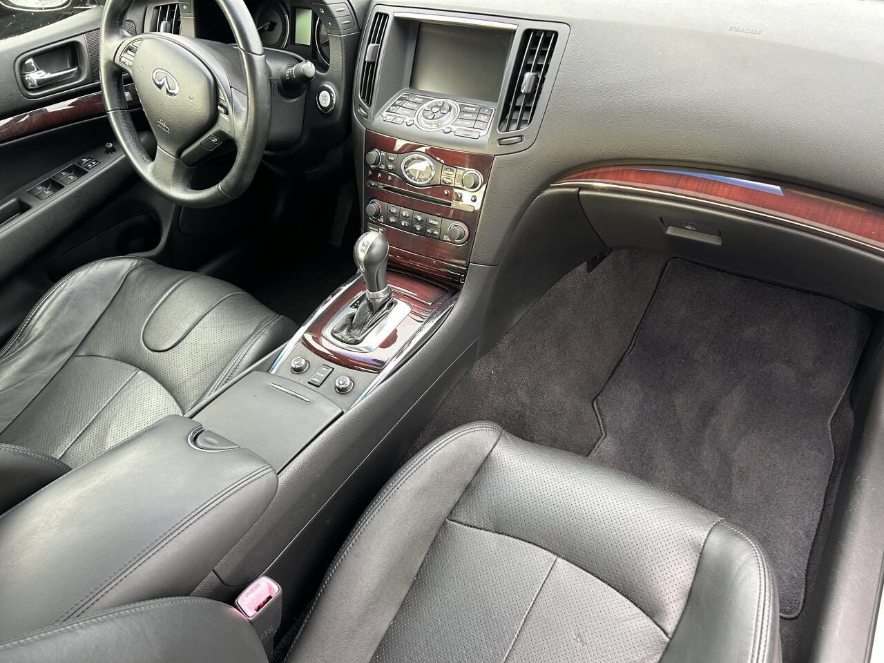 Used 2012 INFINITI G37 x Sedan w/ Premium Pkg image 10