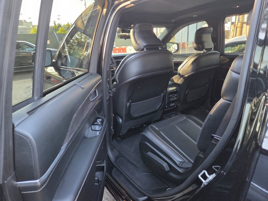 Used 2021 Jeep Grand Cherokee L Overland w/ Advanced Protech Group III AWD/4WD image 10
