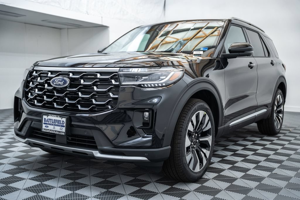 New 2026 Ford Explorer Platinum w/ LUX Leather Package AWD/4WD image 3
