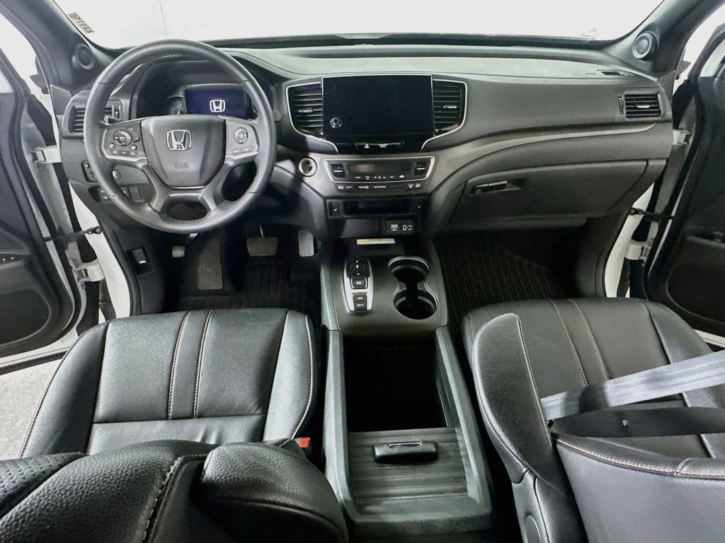 Used 2023 Honda Passport TrailSport image 18