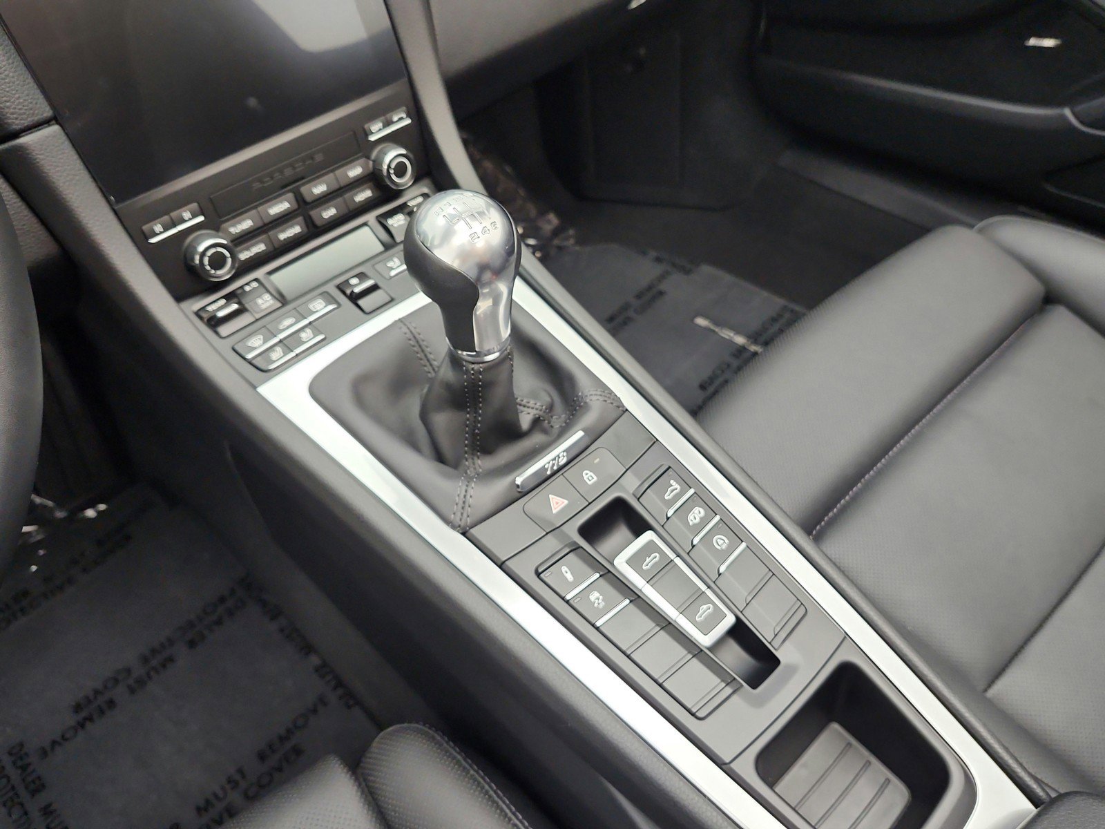 Used 2025 Porsche 718 Boxster w/ Premium Package image 16