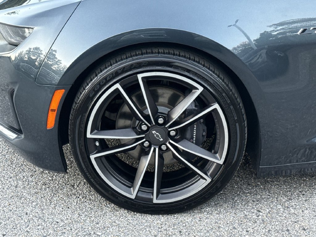 Used 2021 Chevrolet Camaro LT w/ RS Package RWD image 18
