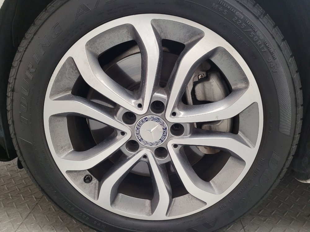 Used 2016 Mercedes-Benz C 300 Sedan image 31