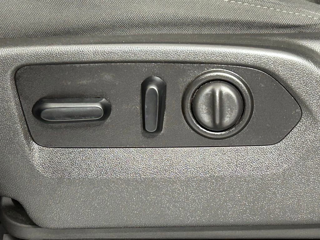 Used 2021 GMC Sierra 1500 Elevation image 28