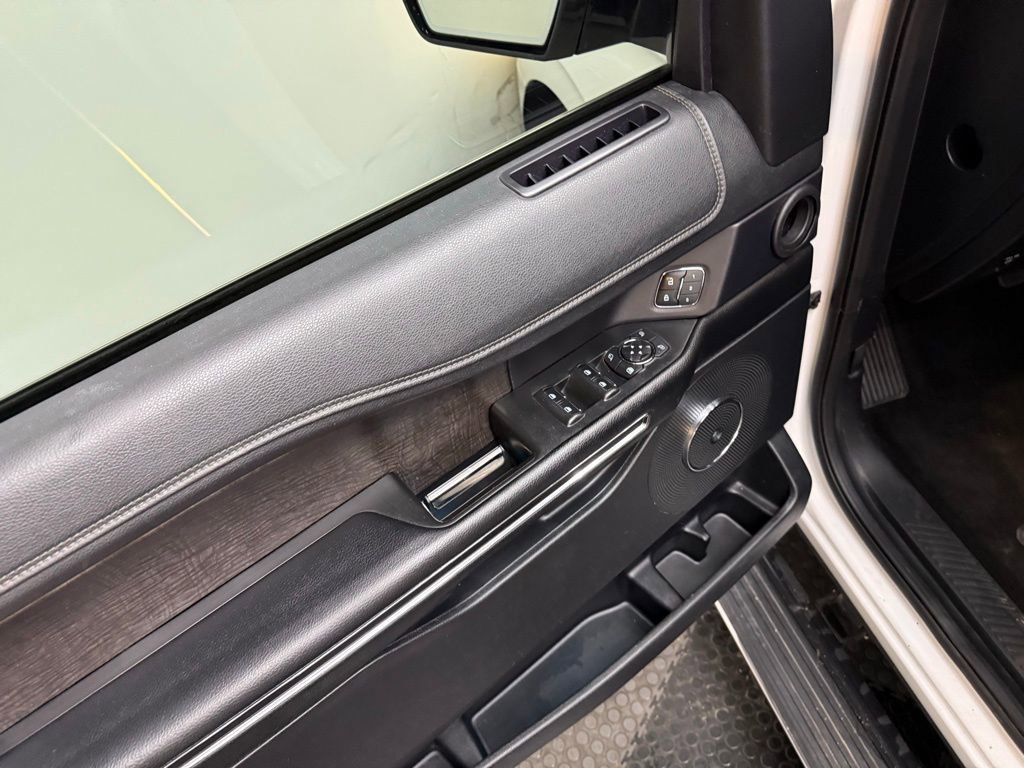 Certified 2021 Ford Expedition Max Limited image 27