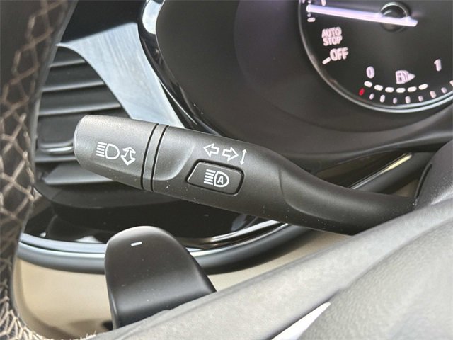 Certified 2021 Buick Envision Avenir w/ Technology Package II image 22