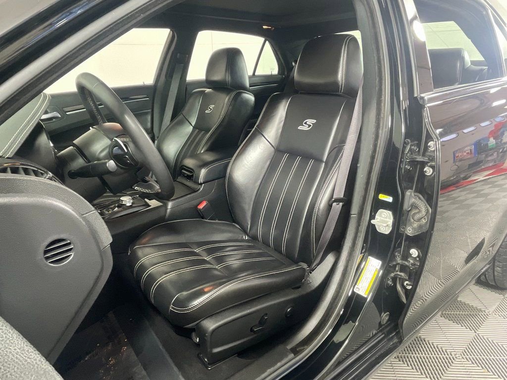 Used 2023 Chrysler 300 S image 24