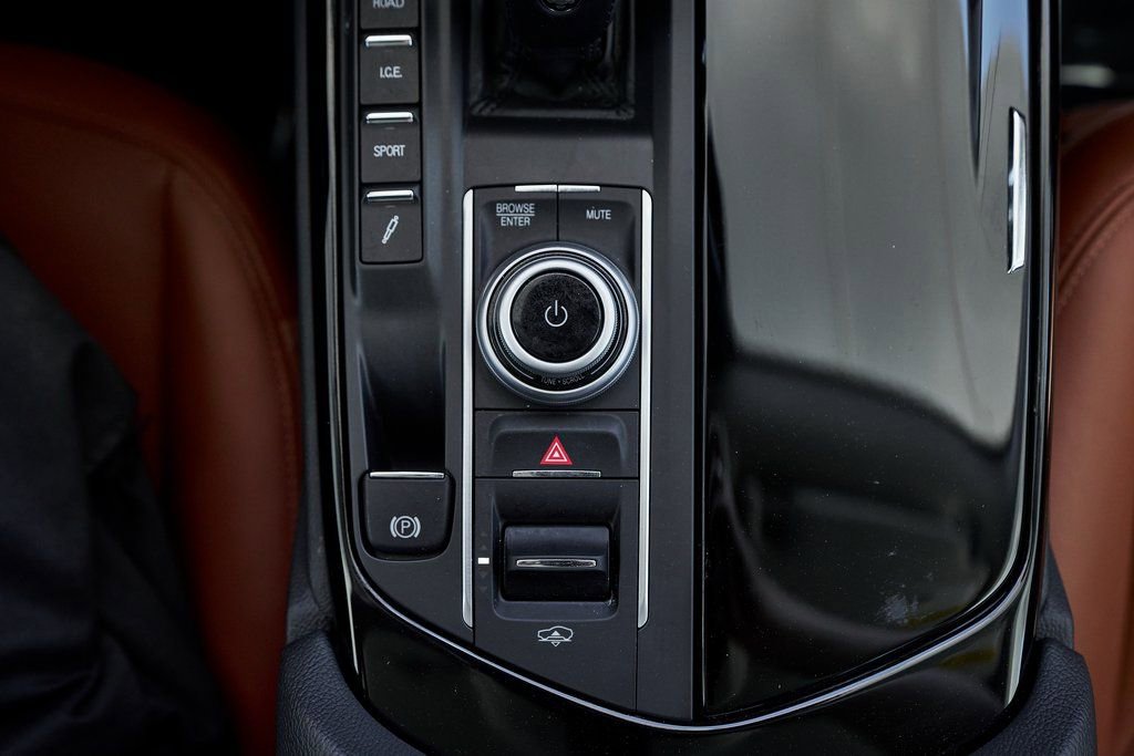 Used 2022 Maserati Levante GT image 42