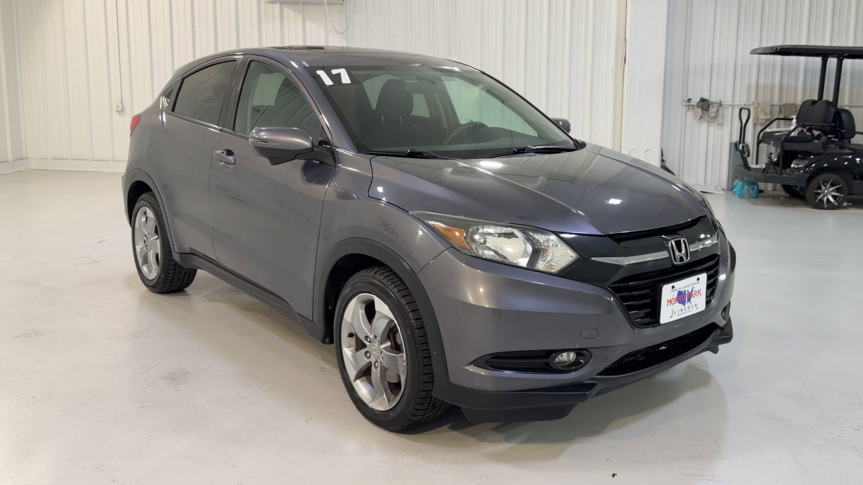 Used 2017 Honda HR-V EX image 3
