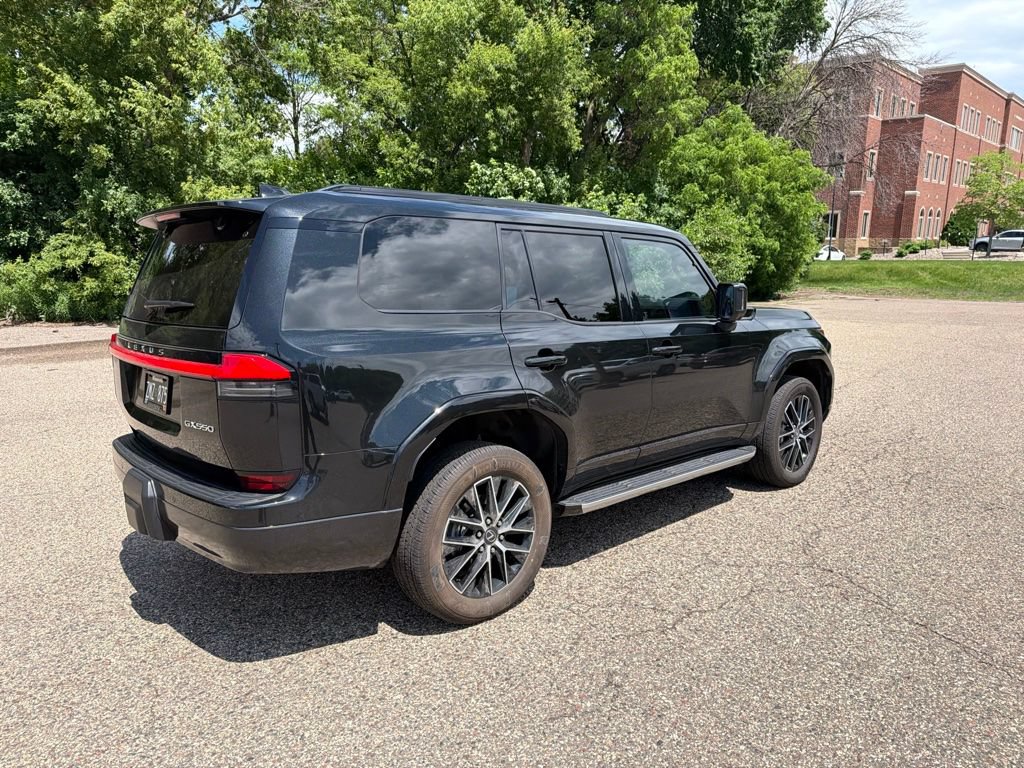 Used 2025 Lexus GX 550 w/ Accessory Package (2T) AWD/4WD image 21