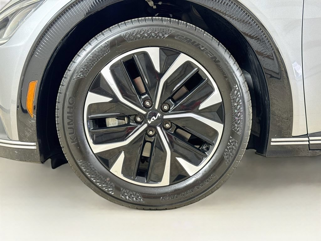 Used 2022 Kia EV6 Wind RWD image 26