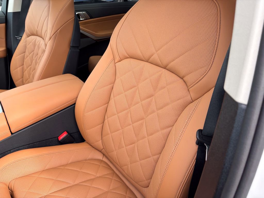 New 2026 BMW X7 xDrive40i AWD/4WD image 18