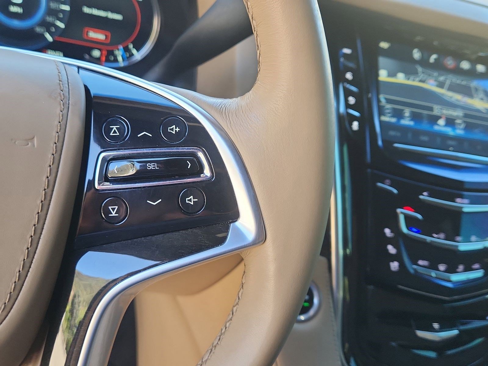 Used 2019 Cadillac Escalade Platinum AWD/4WD image 22